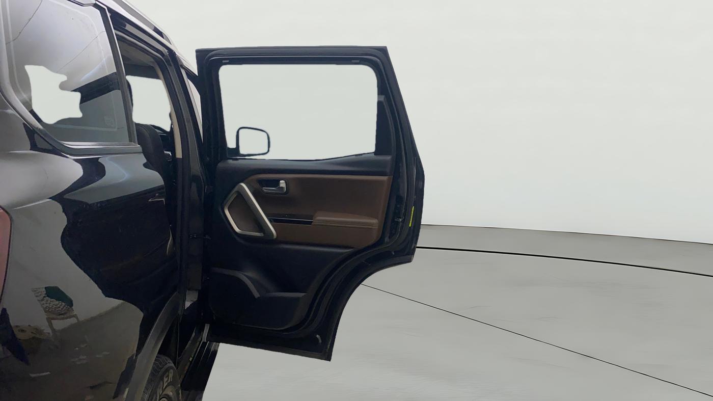 2023 Mahindra SCORPIO-N Z8 PETROL AT 7 STR, Petrol, Automatic, 82,364 km, RHS Rear Door
