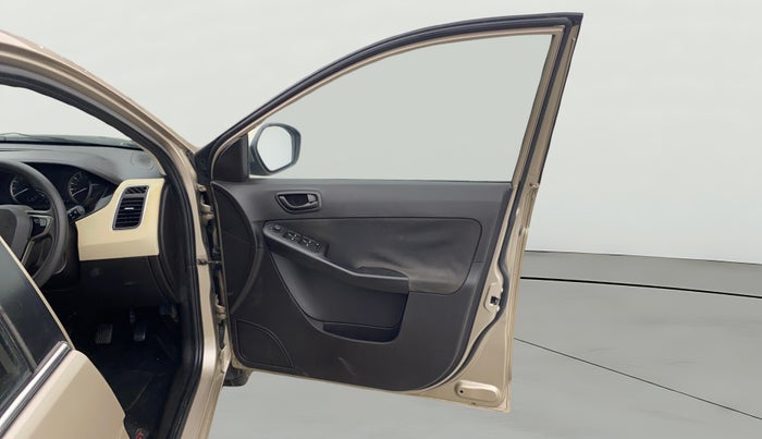 2014 Tata Zest XM 90PS DIESEL, Diesel, Manual, 88,525 km, RHS Front Door