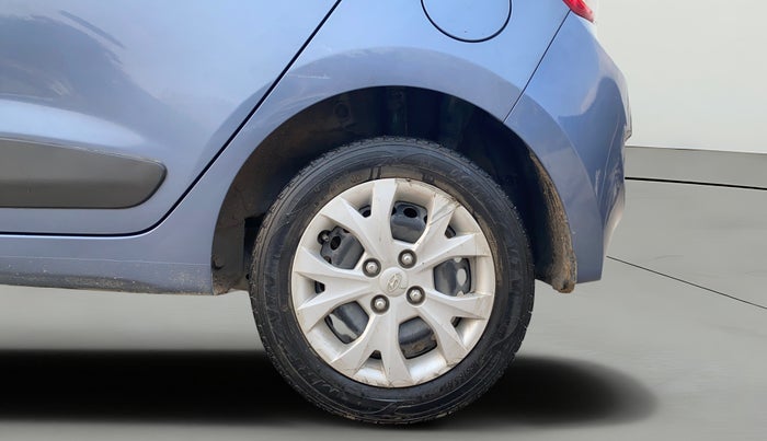 2015 Hyundai Grand i10 SPORTZ 1.2 KAPPA VTVT, Petrol, Manual, 75,839 km, Left Rear Wheel