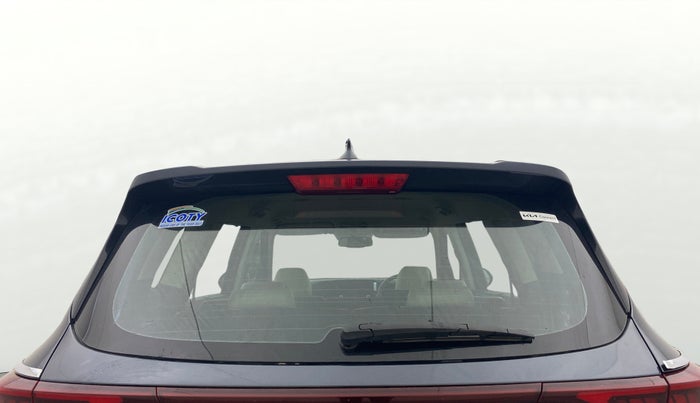 2023 KIA CARENS LUXURY 1.5 TURBO PETROL IMT 7 STR, Petrol, Manual, 29,644 km, Rear Windshield