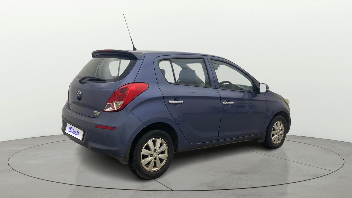 2014 Hyundai i20 ASTA 1.4 CRDI, Diesel, Manual, 1,04,057 km, Right Back Diagonal