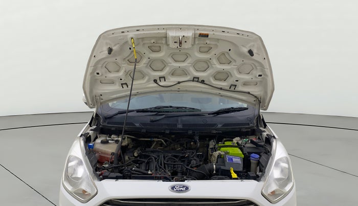 2018 Ford Figo Aspire TITANIUM 1.2 PETROL, CNG, Manual, 44,366 km, Open Bonet