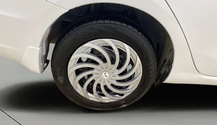 2017 Maruti Ciaz VXI, Petrol, Manual, 97,745 km, Right Rear Wheel