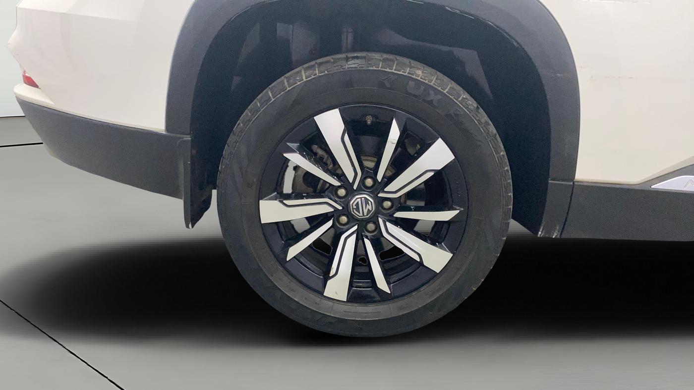 2020 MG HECTOR PLUS SMART 1.5 PETROL TURBO DCT 6-STR, Petrol, Automatic, 40,831 km, Right Rear Wheel