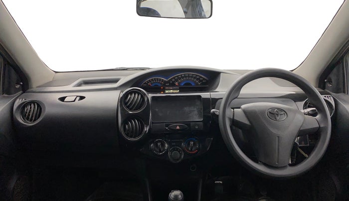 2014 Toyota Etios CROSS 1.2 G, Petrol, Manual, 86,449 km, Dashboard