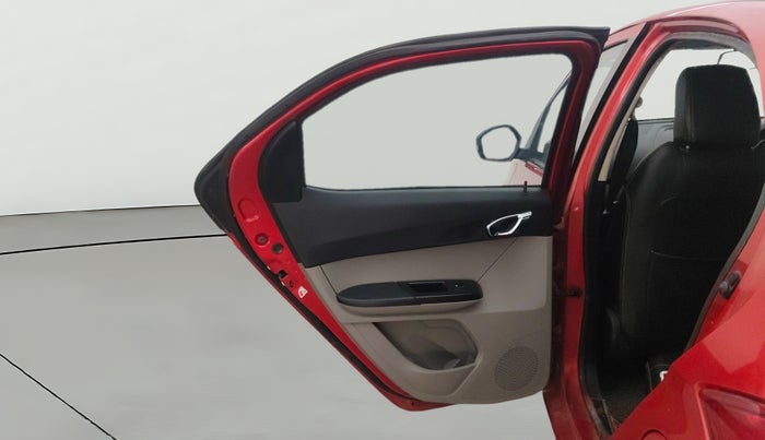 2017 Tata Tiago XZ PETROL, Petrol, Manual, 90,697 km, LHS Rear Door