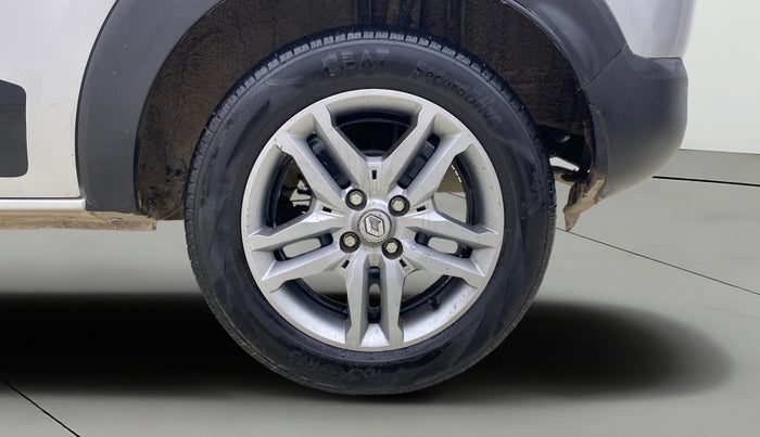 2025 Renault TRIBER RXT, CNG, Manual, 4,991 km, Left Rear Wheel