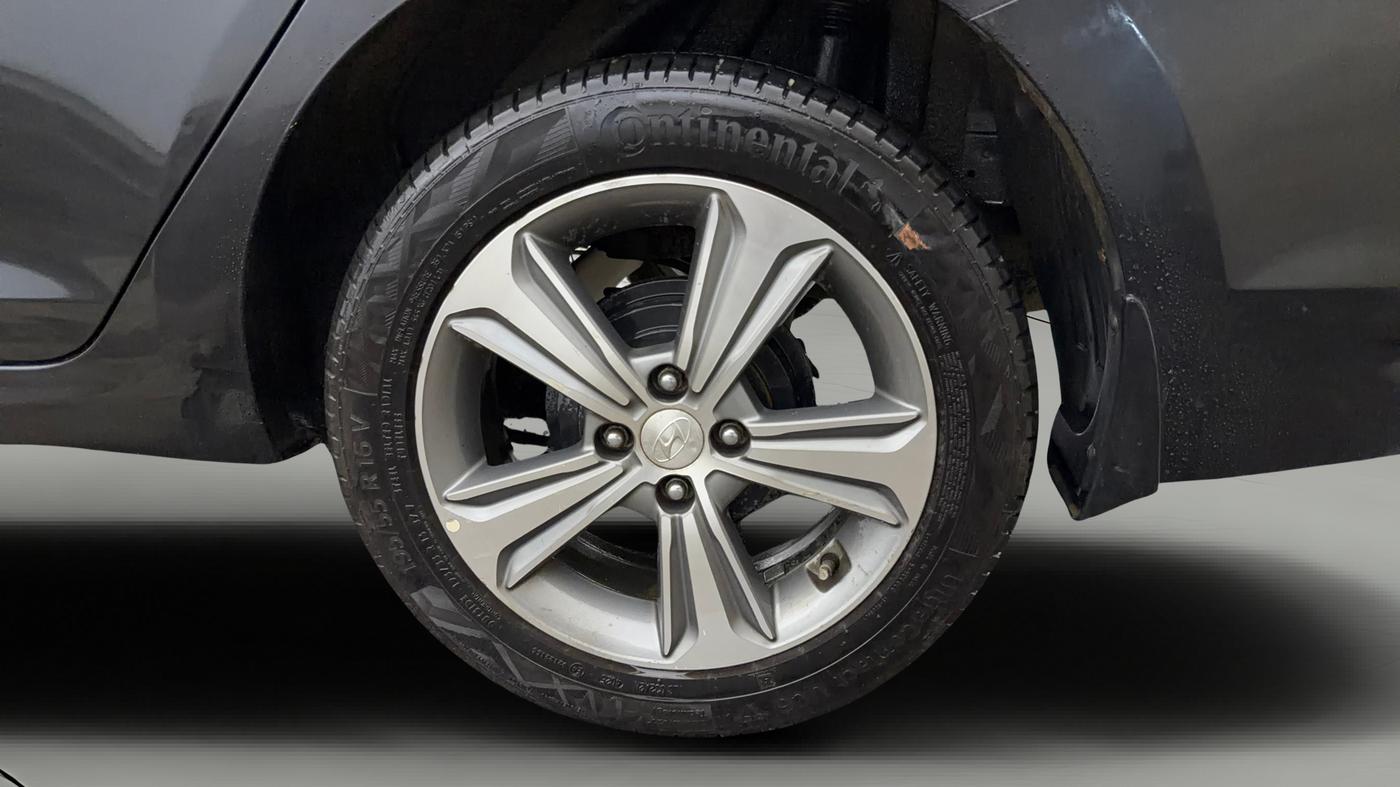 2019 Hyundai Verna 1.6 VTVT SX, Petrol, Manual, 82,131 km, Left Rear Wheel