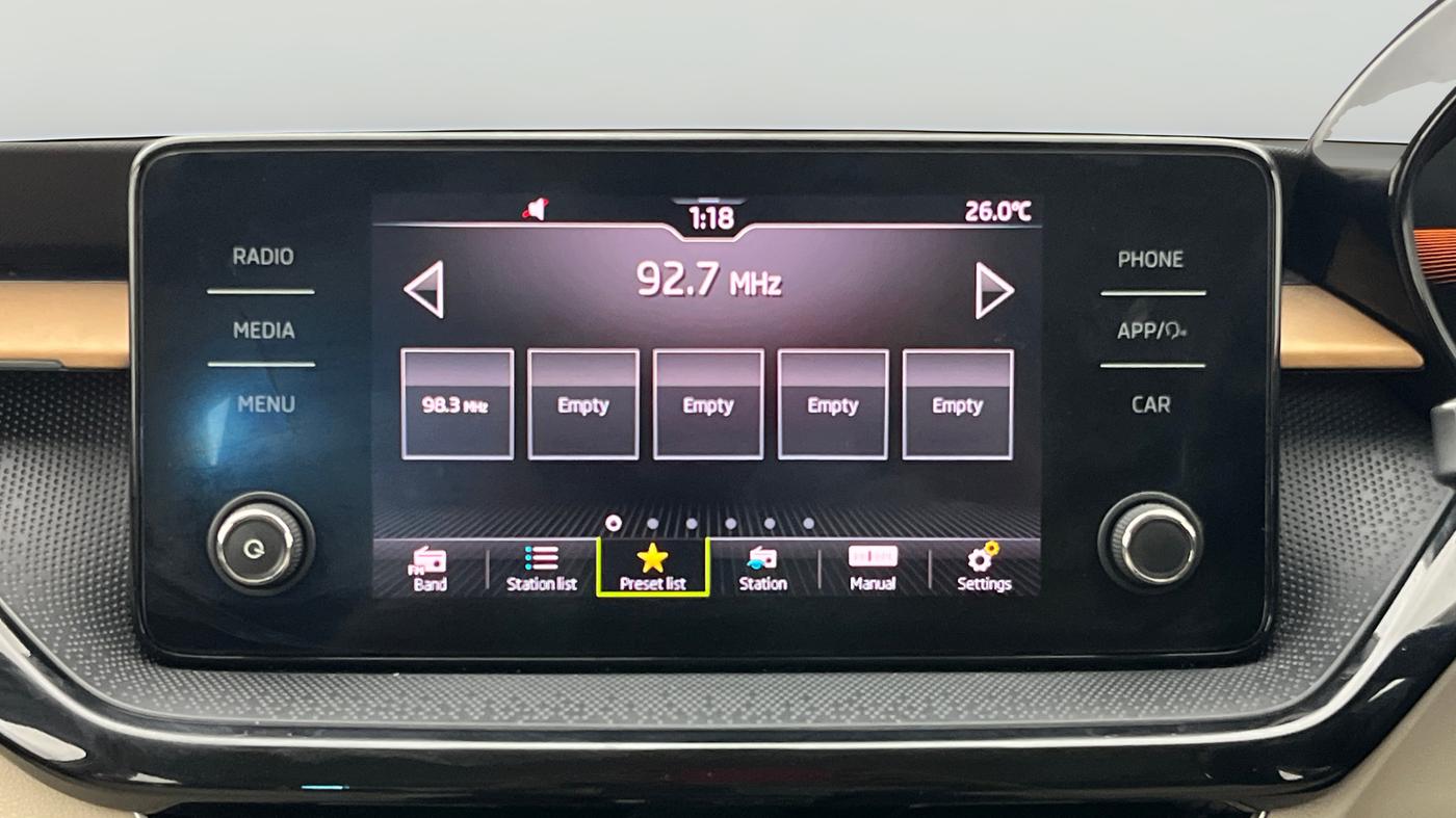 2023 Skoda SLAVIA STYLE 1.0L TSI AT, Petrol, Automatic, 42,661 km, Air Conditioner
