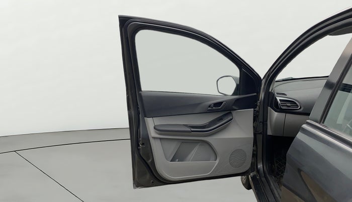 2023 Tata Tiago XT PETROL, Petrol, Manual, 32,378 km, LHS Front Door