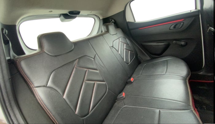 2018 Renault Kwid 1.0 MARVEL CAPTAIN AMERICA EDITION, Petrol, Manual, 61,301 km, Right Side Rear Door Cabin