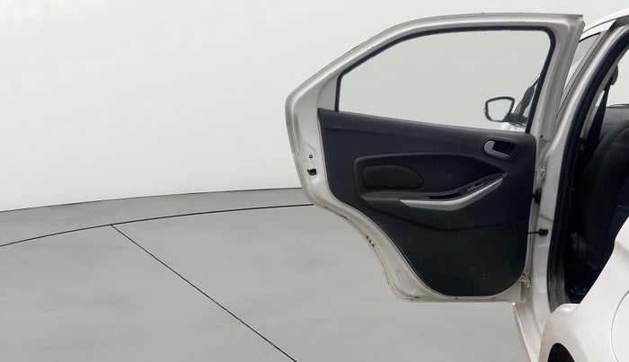 2016 Ford New Figo TITANIUM 1.2 PETROL MT, Petrol, Manual, 1,32,597 km, LHS Rear Door