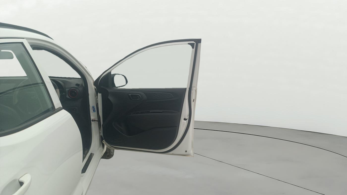 2022 Hyundai GRAND I10 NIOS MAGNA CORPORATE EDITION 1.2 KAPPA VTVT, Petrol, Manual, 35,877 km, RHS Front Door