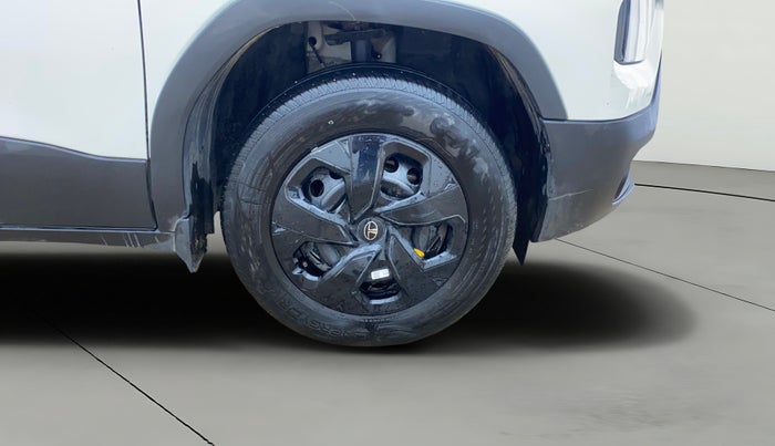 2024 Tata PUNCH ADVENTURE MT CNG , CNG, Manual, 42,504 km, Right Front Wheel