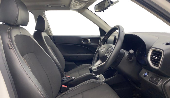 2019 Hyundai VENUE SX(O) 1.4 CRDI, Diesel, Manual, 1,27,192 km, Right Side Front Door Cabin