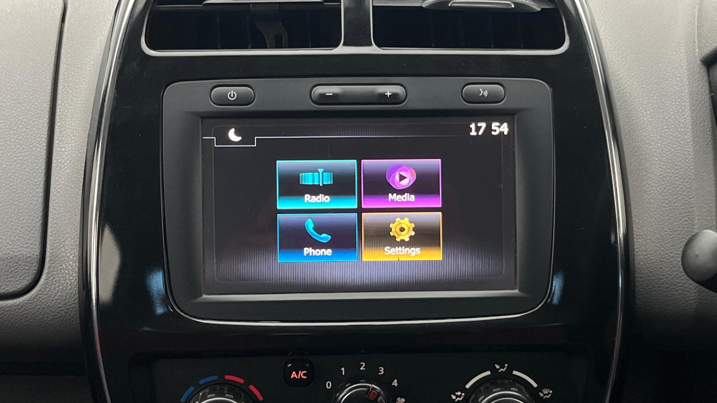 2019 Renault Kwid RXT 1.0 AMT (O), Petrol, Automatic, 43,393 km, Air Conditioner
