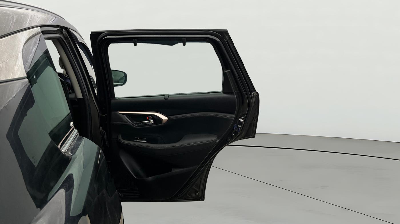 2025 Maruti Grand Vitara ZETA PLUS  HYBRID ECVT, Hybrid, Automatic, 30,655 km, RHS Rear Door