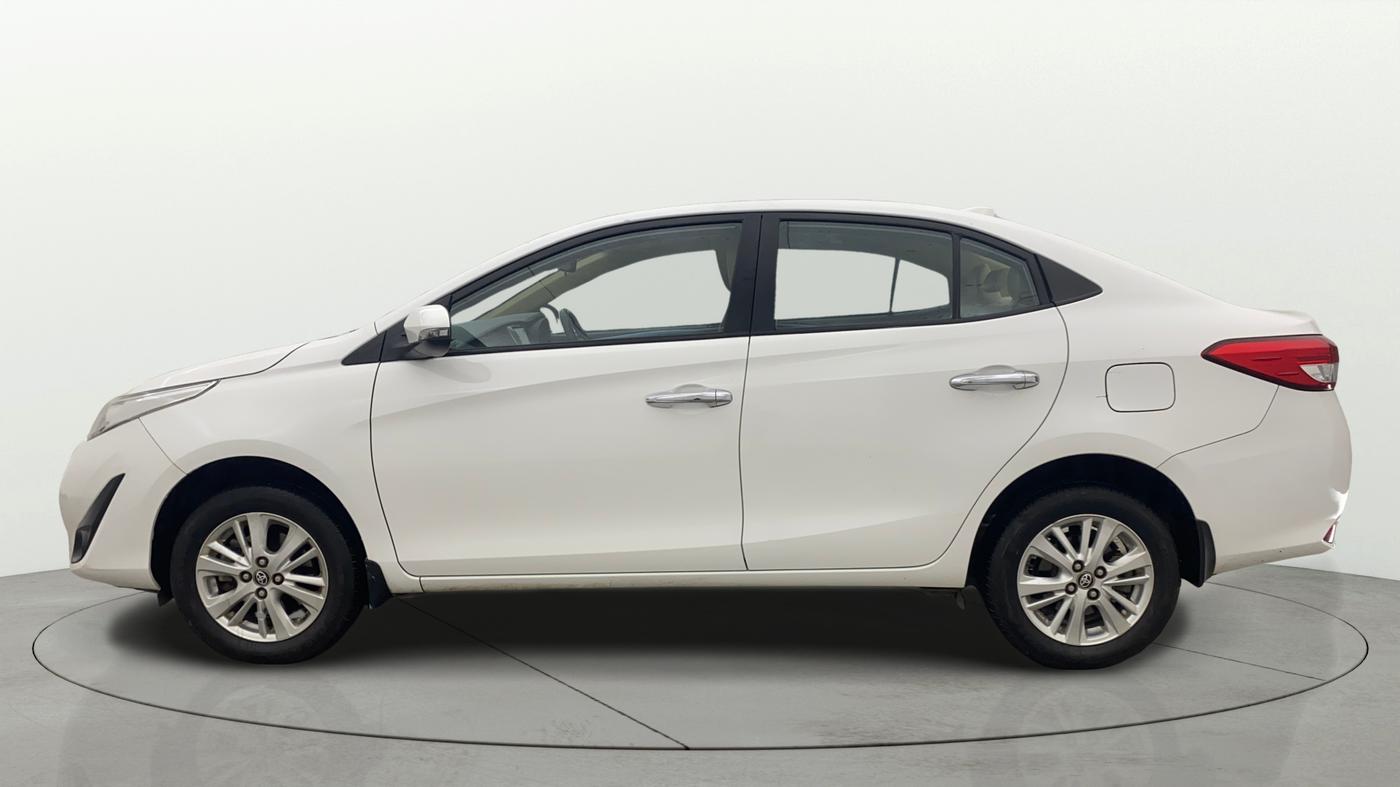2018 Toyota YARIS VX CVT, Petrol, Automatic, 37,065 km, Left Side