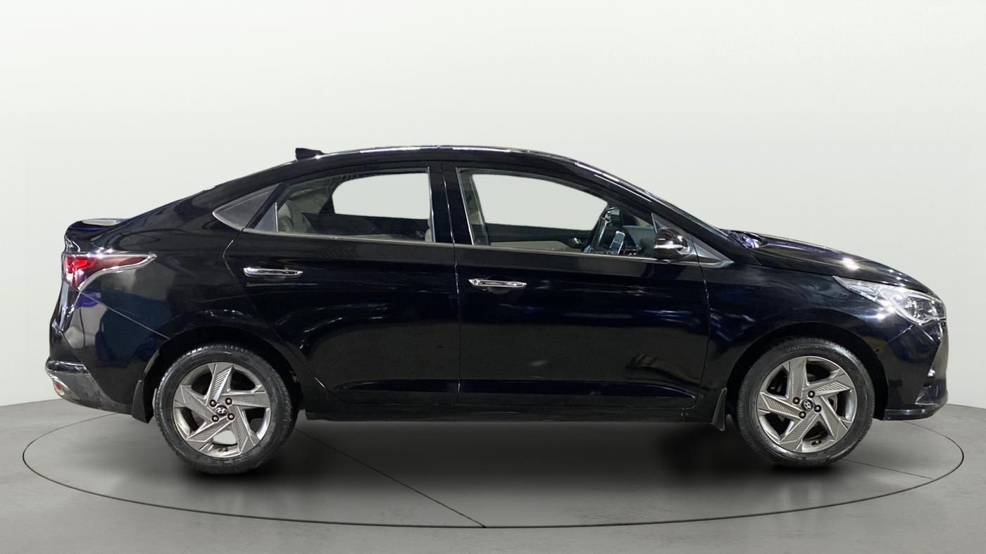 2022 Hyundai Verna SX 1.5 VTVT, Petrol, Manual, 29,322 km, Right Side View