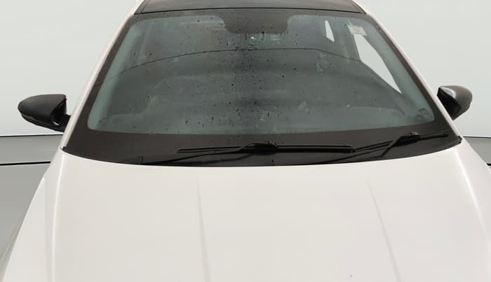 2023 Hyundai NEW I20  SPORTZ 1.0TURBO DCT, Petrol, Automatic, 50,035 km, Front Windshield