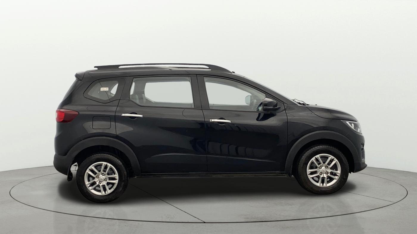 2024 Renault TRIBER RXT, Petrol, Manual, 6,614 km, Right Side View