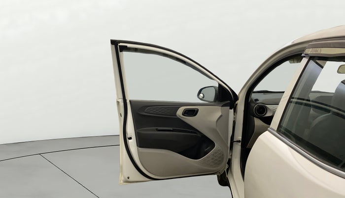 2021 Hyundai Grand i10 SPORTZ 1.2 KAPPA VTVT, Petrol, Manual, 29,791 km, LHS Front Door