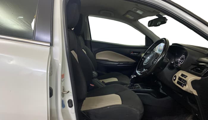 2022 Toyota Glanza V AMT, Petrol, Automatic, 66,277 km, Right Side Front Door Cabin