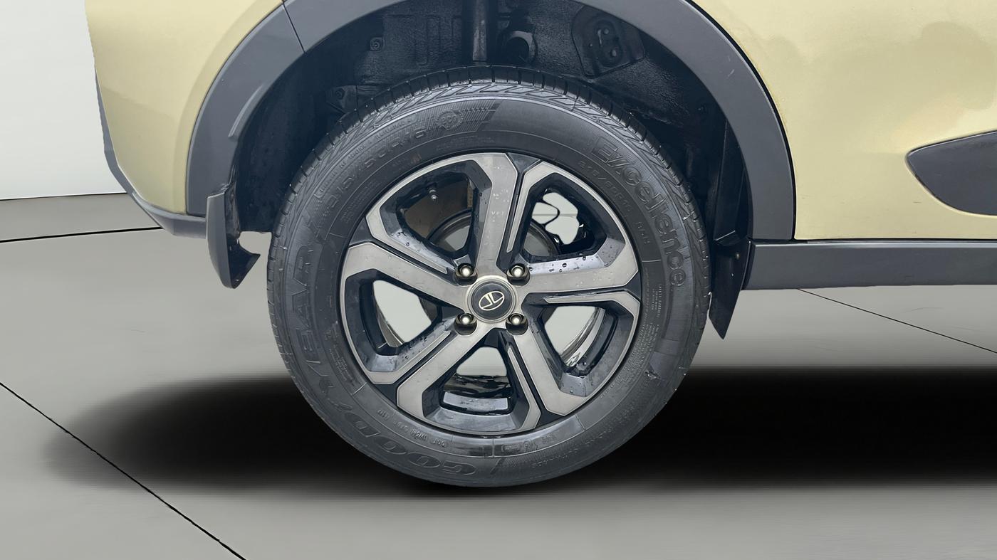 2022 Tata NEXON XZ PLUS PETROL KAZIRANGA, Petrol, Manual, 18,028 km, Right Rear Wheel