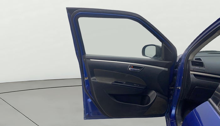 2012 Maruti Swift VXI, Petrol, Manual, 1,17,179 km, LHS Front Door