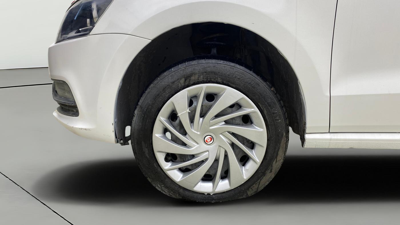2014 Volkswagen Polo COMFORTLINE 1.2L PETROL, Petrol, Manual, 44,405 km, Left Front Wheel