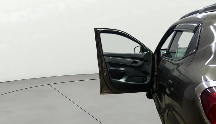 2016 Renault Kwid RXT 0.8, Petrol, Manual, 73,494 km, LHS Front Door