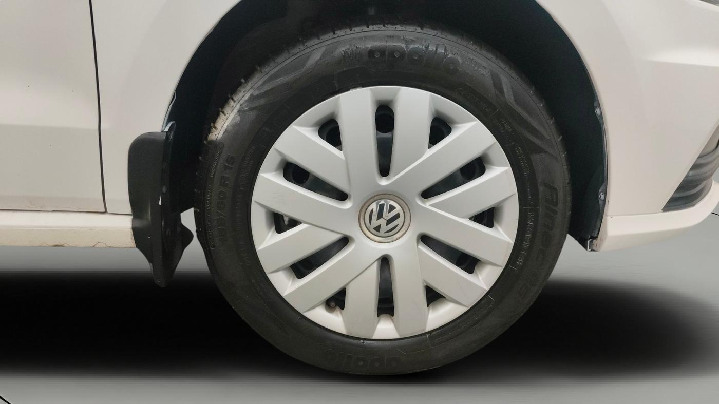 2016 Volkswagen Ameo COMFORTLINE 1.2L, Petrol, Manual, 50,963 km, Right Front Wheel