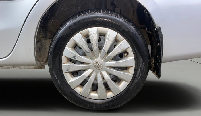 2014 Toyota Etios G, Petrol, Manual, 58,800 km, Left Rear Wheel