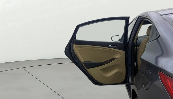 2014 Hyundai Verna FLUIDIC 1.6 CRDI SX AT, Diesel, Automatic, 99,487 km, LHS Rear Door