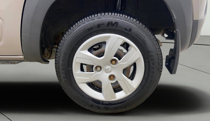 2017 Renault Kwid RXT 1.0 AMT, Petrol, Automatic, 74,551 km, Left Rear Wheel