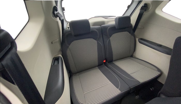 2023 Renault TRIBER RXZ AMT, Petrol, Automatic, 39,416 km, Third Seat Row ( optional )