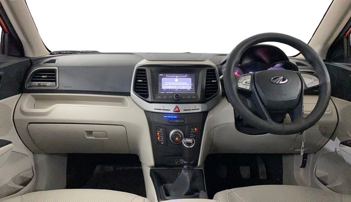 2019 Mahindra XUV300 W6 1.2 PETROL, Petrol, Manual, 86,895 km, Dashboard