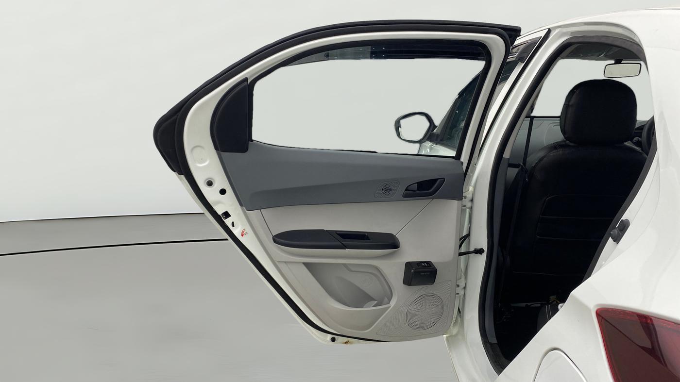 2025 Tata Tiago XM PETROL, Petrol, Manual, 4,159 km, LHS Rear Door