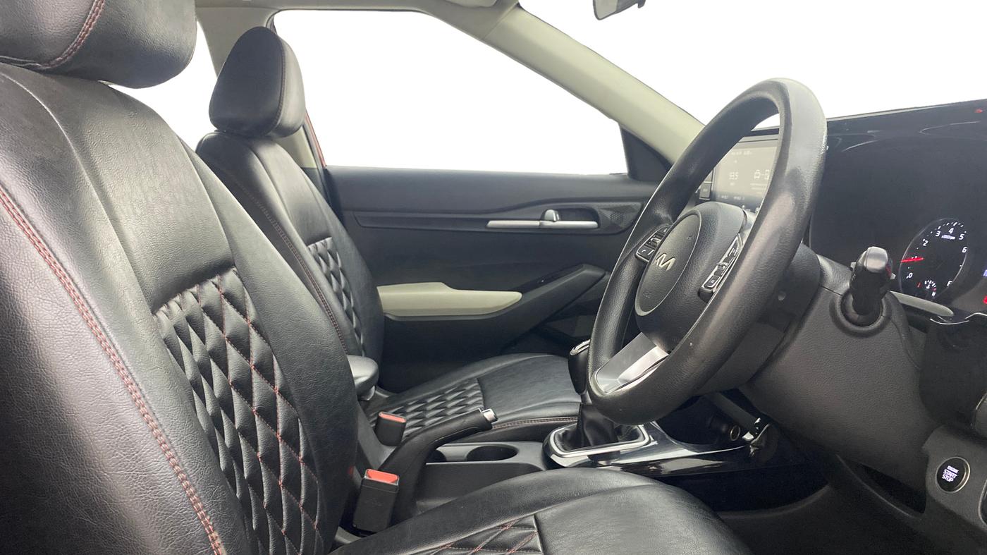 2022 KIA SELTOS HTK PLUS 1.5 IMT, Petrol, Manual, 75,876 km, Right Side Front Door Cabin