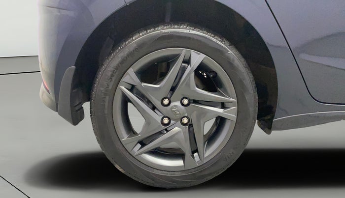 2023 Hyundai NEW I20 Sportz 1.2 IVT, Petrol, Automatic, 17,729 km, Right Rear Wheel