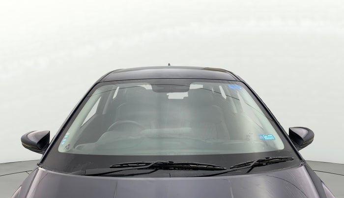 2023 Hyundai NEW I20 SPORTZ 1.2 MT, Petrol, Manual, 50,385 km, Front Windshield