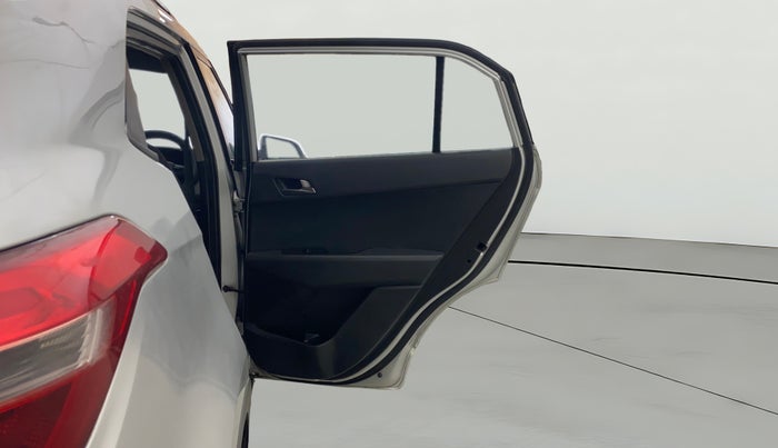 2016 Hyundai Creta SX PLUS AT 1.6 PETROL, Petrol, Automatic, 75,126 km, RHS Rear Door