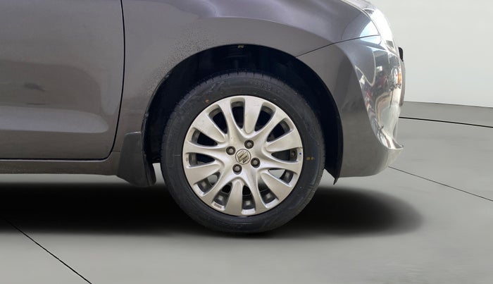 2016 Maruti Baleno ALPHA PETROL 1.2, Petrol, Manual, 44,216 km, Right Front Wheel