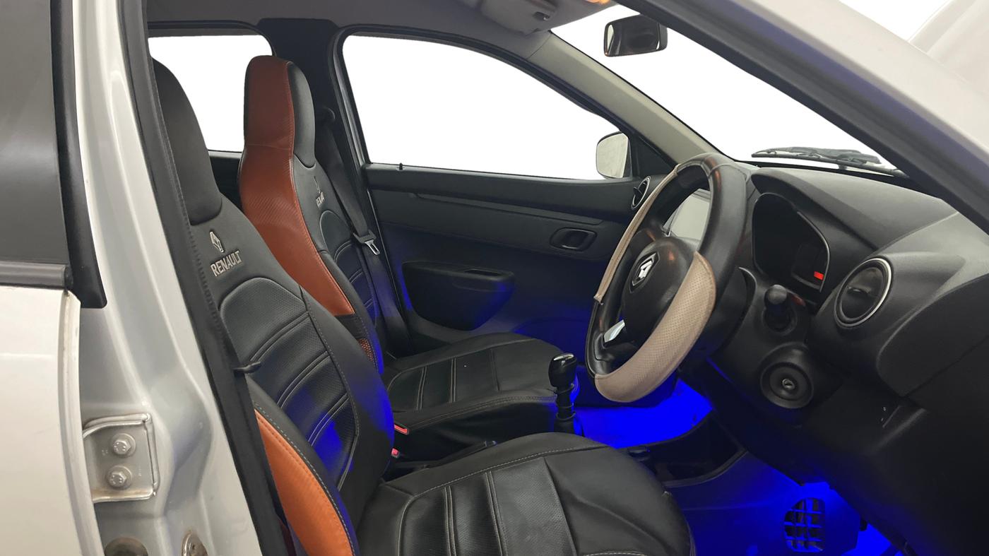 2019 Renault Kwid RXL, Petrol, Manual, 22,112 km, Right Side Front Door Cabin