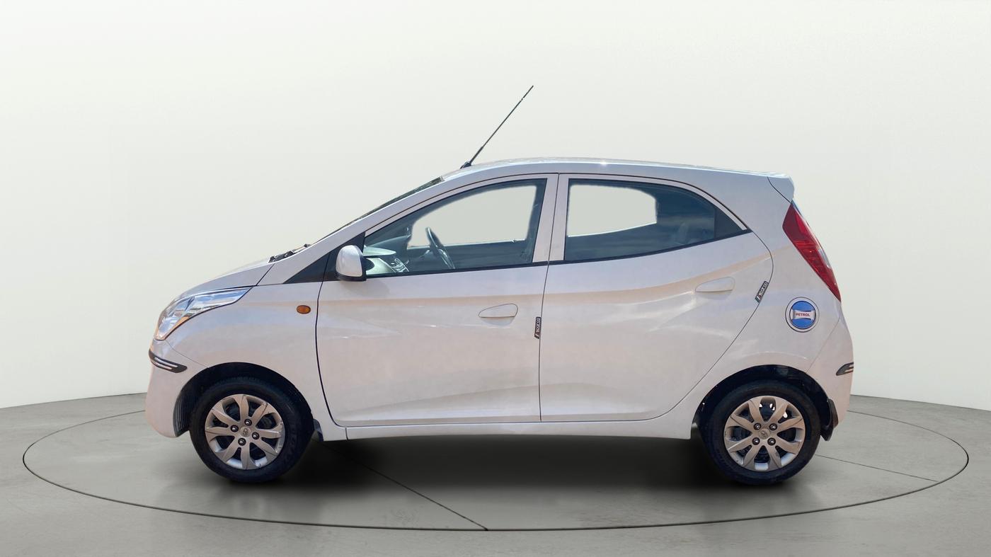 2017 Hyundai Eon MAGNA + AIRBAG, Petrol, Manual, 45,474 km, Left Side