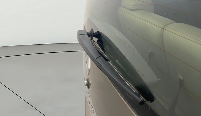 2015 Renault Lodgy 110 PS RXZ STEPWAY 7 STR, Diesel, Manual, 88,207 km, Rear Wiper