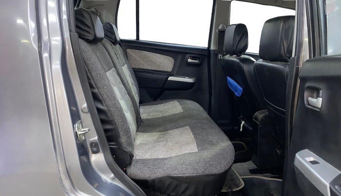2016 Maruti Wagon R 1.0 VXI, CNG, Manual, 33,809 km, Right Side Rear Door Cabin