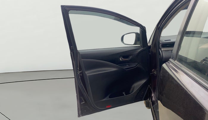 2017 Toyota Innova Crysta 2.4 GX 7 STR, Diesel, Manual, 86,454 km, LHS Front Door