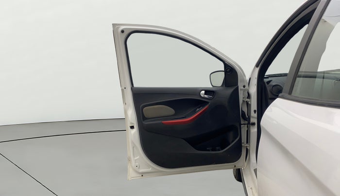 2020 Ford FREESTYLE TITANIUM 1.5 DIESEL, Diesel, Manual, 32,553 km, LHS Front Door