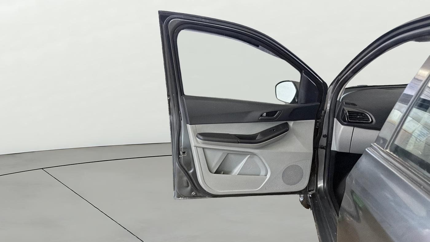 2021 Tata Tiago XT PETROL, Petrol, Manual, 23,803 km, LHS Front Door